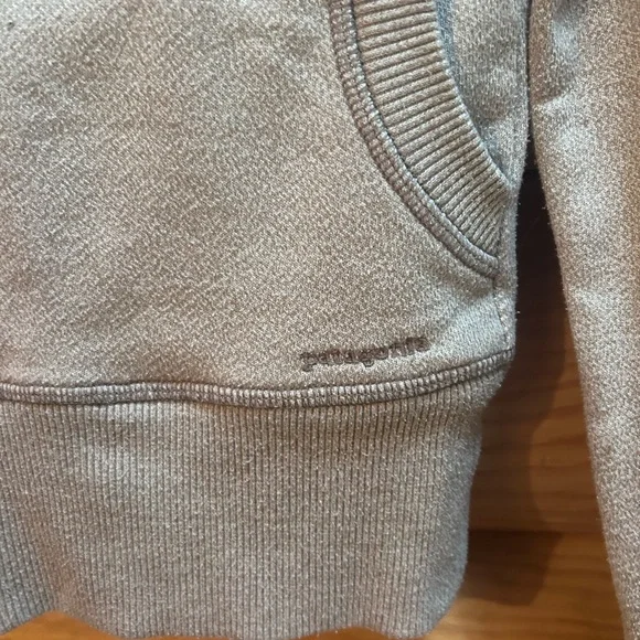 Patagonia Cloud Stack Hoodie - Picture 4 of 6